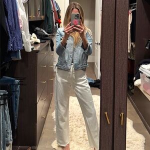 AMO DENIM DISTRESSED JEAN JACKET